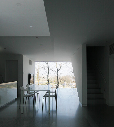 House in Ise by Takashi Yamaguchi and Associates House in Ise by Takashi Yamaguchi and Associates
