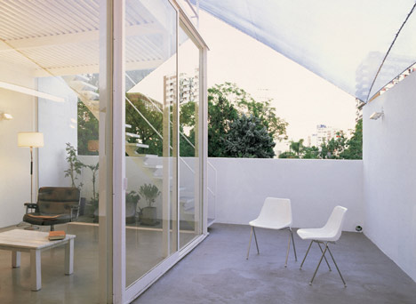 Nunez House by Adamo-Faiden
