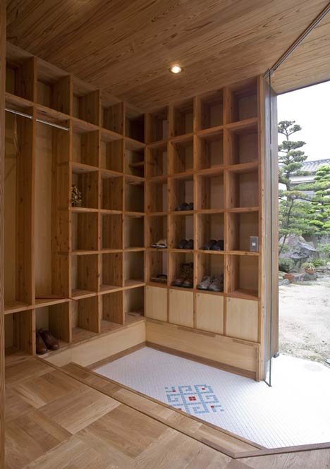 Shelf-Pod by Kazuya Morita Architecture Studio Shelf-Pod by Kazuya Morita Architecture Studio