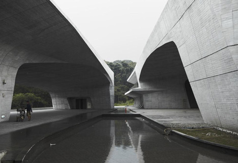 Sun Moon Lake Administration Office by Norihiko Dan and Associates Sun Moon Lake Administration Office by Norihiko Dan and Associates