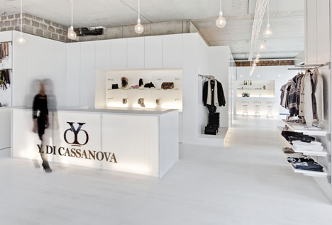Y. Di Cassanova by Van Halewyck & Marco Architects Y. Di Cassanova by Van Halewyck & Marco Architects
