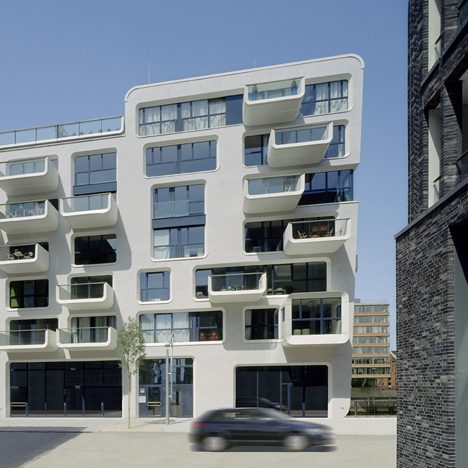 Dezeen: Baufeld 10 by LOVE architecture. Photo by Anke Muellerklein