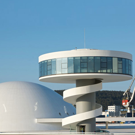 Centro Niemeyer by Oscar Niemeyer