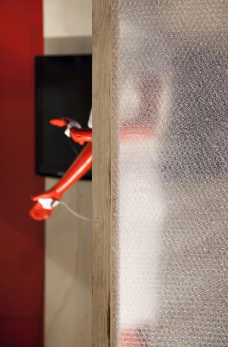 [Cyber]Sewing Atelier by Estudio Guto Requena