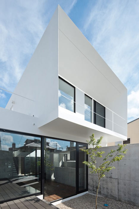 Edge by Apollo Architects & Associates Edge by Apollo Architects & Associates