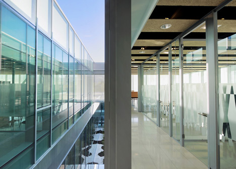 Faculty of Business studies of Mondragon University by Hoz Fontan Arquitectos Faculty of Business studies of Mondragon University by Hoz Fontan Arquitectos