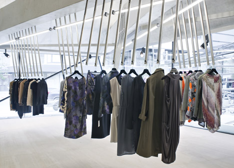 Foeger Woman Pure by Pedrocchi Architekten Foeger Woman Pure by Pedrocchi Architekten