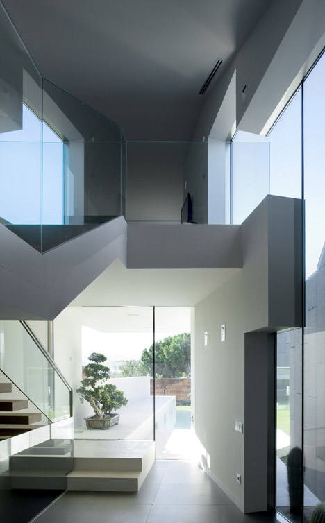 House C by RTA-Office