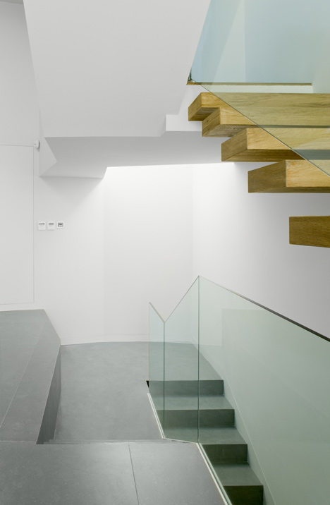 House C by RTA-Office