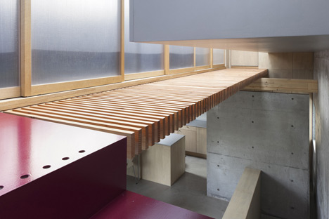 House in Kohgo by Yutaka Yoshida Architect and Associates 