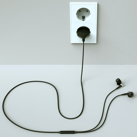 Plug and Player by Giha Woo Plug and Player by Giha Woo