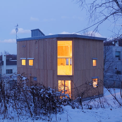 Small Box House by Akasaka Shinichiro Atelier