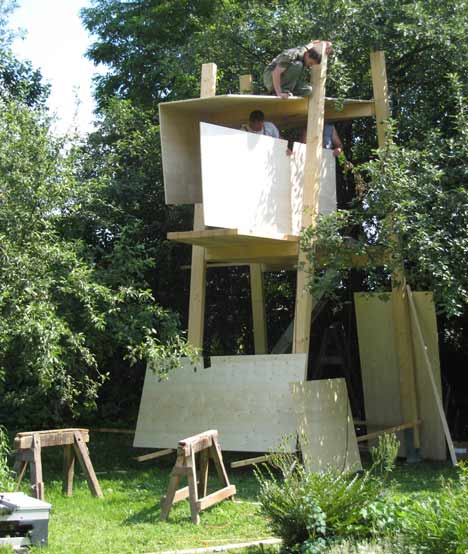 Tree House by Ravnikar Potokar