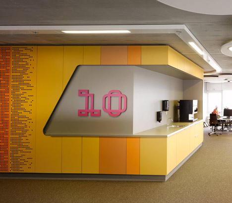 DUO and Tax Offices by UNStudio