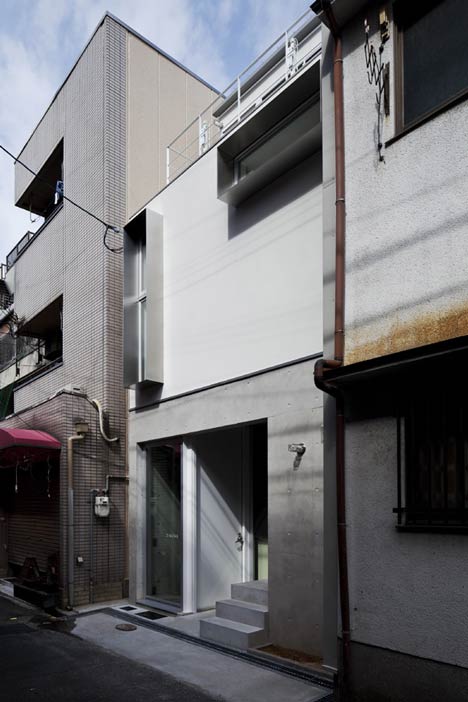 House A by Takeshi Hamada