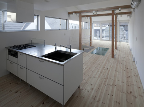 House A by Takeshi Hamada