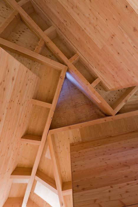 Inbetween House by Koji Tsutsui Architect & Associates Inbetween House by Koji Tsutsui Architect & Associates