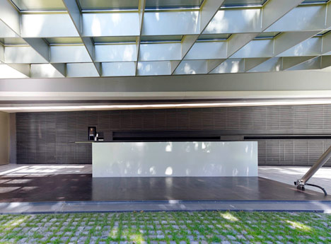 KIVI NIRIA Foyer by AAArchitects