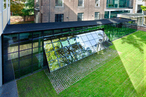 KIVI NIRIA Foyer by AAArchitects