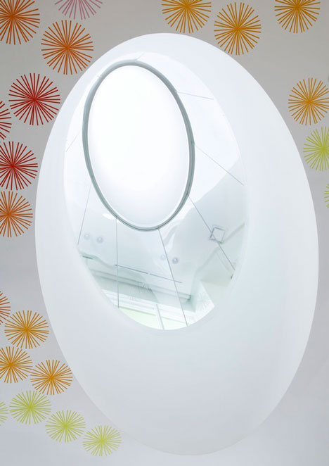Sugamo Shinkin Bank by Emmanuelle Moureaux Sugamo Shinkin Bank by Emmanuelle Moureaux