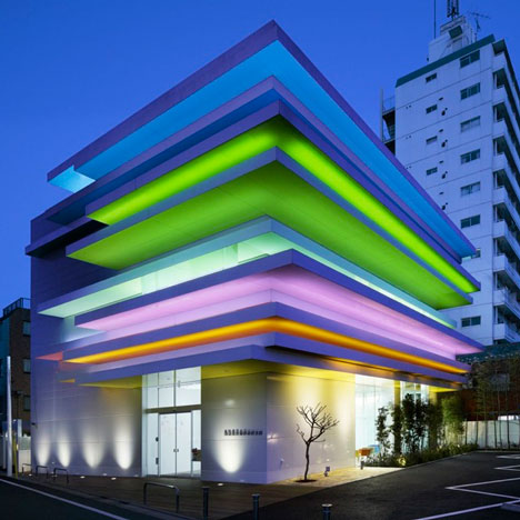 Sugamo Shinkin Bank by Emmanuelle Moureaux Sugamo Shinkin Bank by Emmanuelle Moureaux