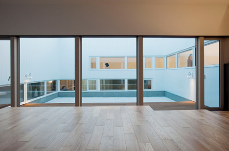 CTYN Internal Garden House by archi LAB. t+m