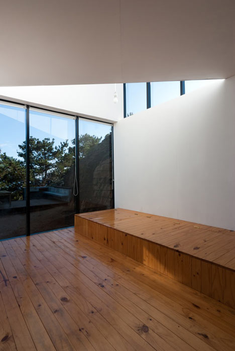 D house by Panorama D house by Panorama