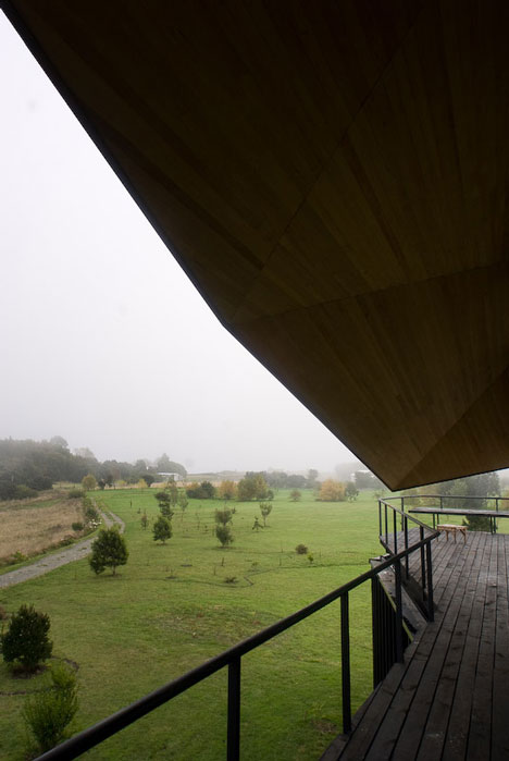 House At Punta Chilen by dRN Architects