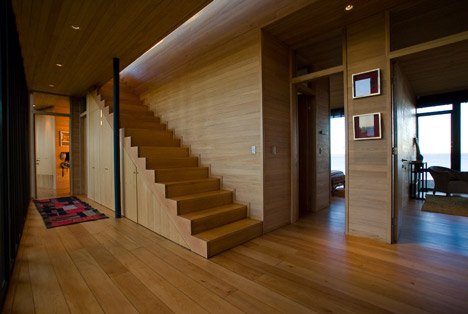 House At Punta Chilen by dRN Architects