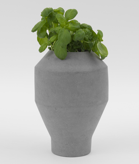 Kami pots by Ett La Benn Kami pots by Ett La Benn