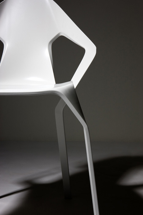 New Amsterdam Chair by UNStudio for Wilde + Spieth New Amsterdam Chair by UNStudio for Wilde + Spieth