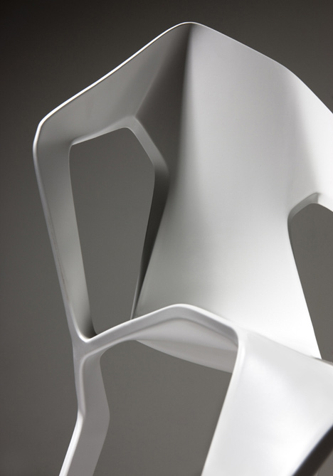 New Amsterdam Chair by UNStudio for Wilde + Spieth New Amsterdam Chair by UNStudio for Wilde + Spieth