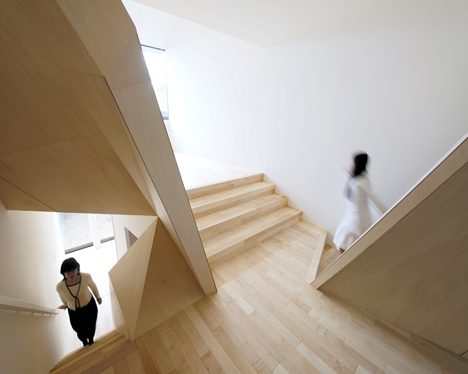 New Kyoto Town House by ALPHAville
