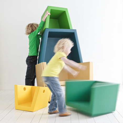Stacking Throne by Laurens van Wieringen Stacking Throne by Laurens van Wieringen