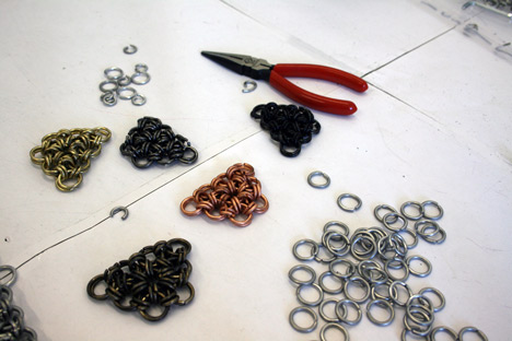 The Yachiyo metal rug by Philippe Malouin The Yachiyo metal rug by Philippe Malouin