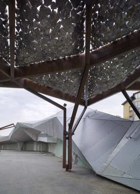 Pormetxeta Square by MTM Arquitectos Pormetxeta Square by MTM Arquitectos