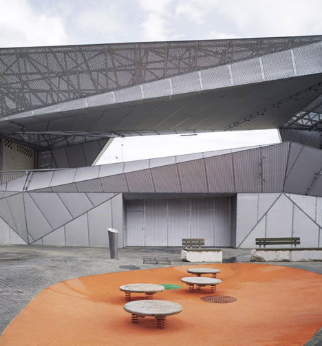 Pormetxeta Square by MTM Arquitectos Pormetxeta Square by MTM Arquitectos