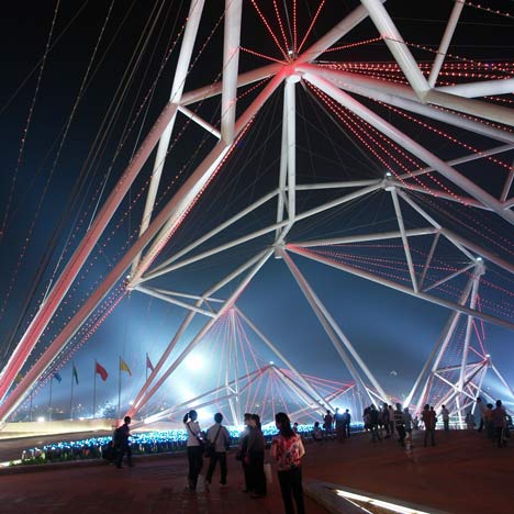 The Guangyun Entrance by GroundLab