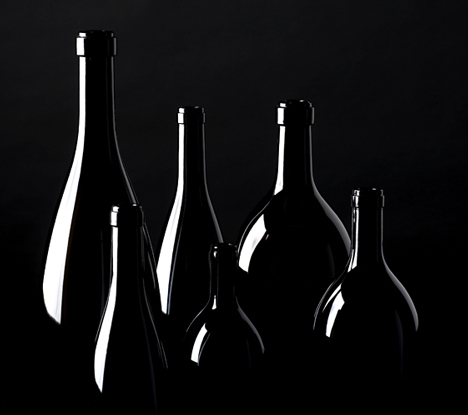 UNA wine bottles by Cibicworkshop