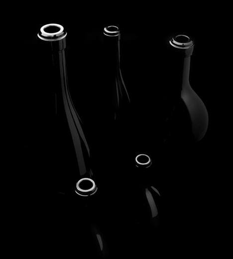 UNA wine bottles by Cibicworkshop