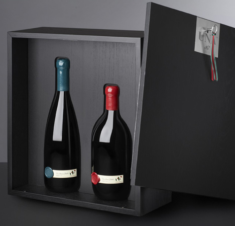 UNA wine bottles by Cibicworkshop