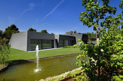 Concrete House II by A-Cero Concrete House II by A-Cero