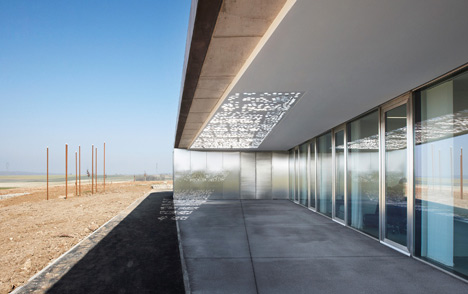 EDF Archives Centre by LAN Architecture EDF Archives Centre by LAN Architecture