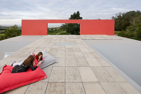 House on the Flight of Birds by Bernardo Rodrigues House on the Flight of Birds by Bernardo Rodrigues