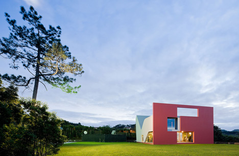 House on the Flight of Birds by Bernardo Rodrigues House on the Flight of Birds by Bernardo Rodrigues