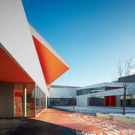 La Courneuve by Dominique Coulon & Associés