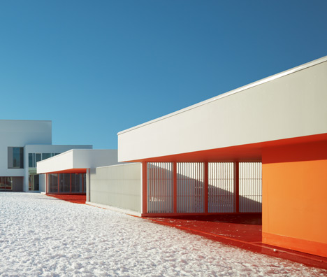 La Courneuve by Dominique Coulon & Associés