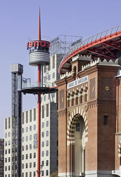 Las Arenas by Rogers Stirk Harbour + Partners
