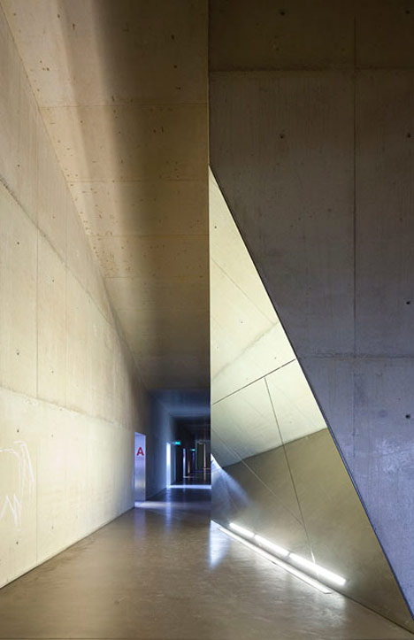 Museu de Foz Coa by Camilo Rebelo and Tiago Pimentel Museu de Foz Coa by Camilo Rebelo and Tiago Pimentel