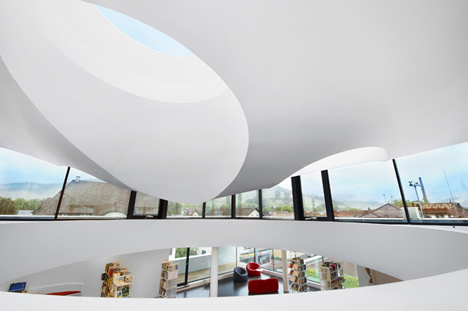 Oberkirch Media Centre by Wrum + Wurm Oberkirch Media Centre by Wrum + Wurm